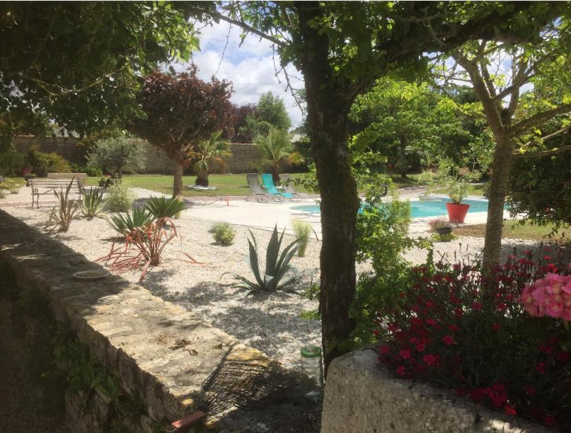 La Rochelle Et L'Aunis Bed & Breakfast Saint-Sauveur-d'Aunis Luaran gambar
