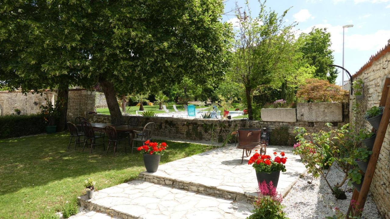 La Rochelle Et L'Aunis Bed & Breakfast Saint-Sauveur-d'Aunis Luaran gambar